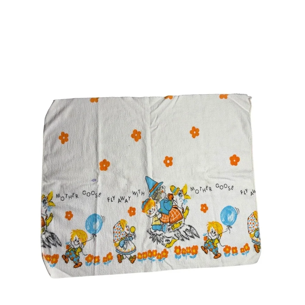 Vintage Mother Goose Fly Away Baby Towel White Terry Cloth Nursery Rhyme Print